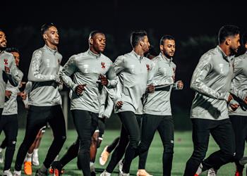 الأهلي يختتم تدريباته اليوم استعداد ا لـ الدحيل مسحة أخيرة للاعبين والجهاز الطبي ي تابع بانون