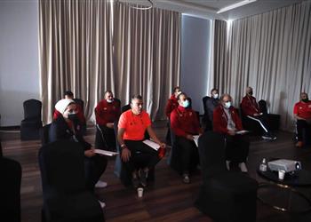 الأهلي بالزي الرمادي أمام الدحيل في كأس العالم للأندية