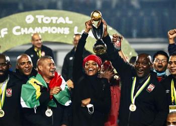 مستشهد ا بـ جيسوس موسيماني ي طالب فيفا بترشيح مدربين من خارج أوروبا لجوائز الأفضل