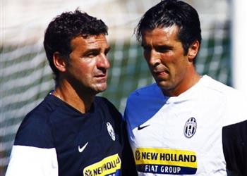 رامبولا بوفون فض ل البقاء في يوفنتوس رغم اهتمام نصف أندية أوروبا بضمه