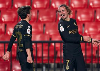 بالفيديو ريمونتادا مجنونة برشلونة يهزم غرناطة بخماسية ويتأهل لنصف نهائي كأس ملك إسبانيا