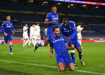 إيفرتون يفوز على ليدز يونايتد بثنائية في الدوري الإنجليزي