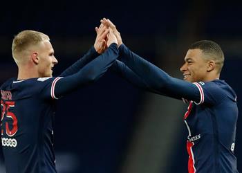 فيديو باريس سان جيرمان يستعيد توازنه في الدوري الفرنسي بثلاثية أمام نيم