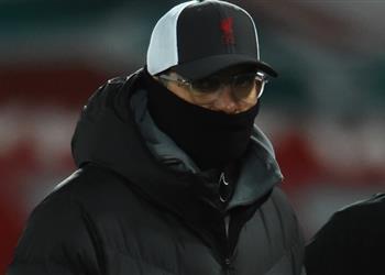 كلوب المنافسة على اللقب ليفربول يحارب من أجل أشياء أخرى