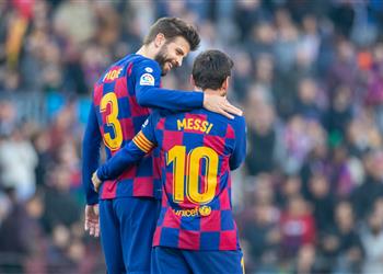 بيكيه لا أعلم قرار ميسي بشأن برشلونة وعودة نيمار قضية حساسة