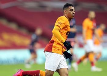 سانت إيتيان يهاجم الزمالك بسبب مصطفى محمد قبلوا مليوني دولار من جالطة سراي ورفضوا 5 من ا