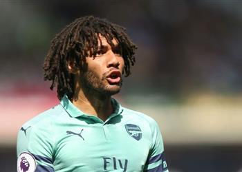تشكيل آرسنال ضد أستون فيلا أوباميانج يجاور النني على دكة البدلاء