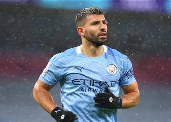 ميرور تكشف وجهة أجويرو الم قبلة بين باريس سان جيرمان أو البقاء في مانشستر سيتي