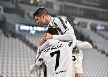 فيديو رونالدو يقود يوفنتوس للفوز على روما بثنائية ويصعد للمركز الثالث