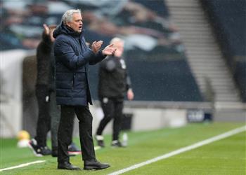 مورينيو هاري كين يمكنه تحطيم كل الأرقام القياسية