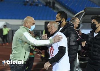 حطينا عليكم حسام حسن يدخل في مشادة مع أمن الزمالك