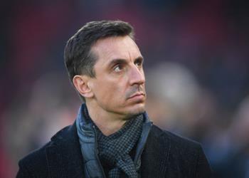 نيفيل محمد صلاح أحبط زملاءه في ليفربول خلال مباراة مانشستر سيتي