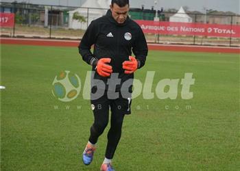 عصام الحضري للاعبي الأهلي قبل مواجهة بايرن ميونخ لا شيء مستحيل