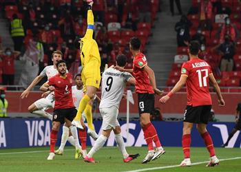 سيد معوض إصابة معلول أثرت على الأهلي أمام البايرن ومحمد هاني كان الأفضل