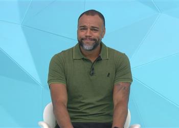 دينلسون الأهلي أظهر شخصيته أمام بايرن ميونخ وقادر على هزيمة بالميراس