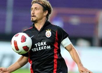 قائد جالطة سراي السابق لـ بطولات مصطفى محمد سيلعب أساسي ا على فالكاو ولن ننتظر طويل ا لشرائه