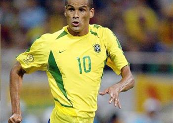 قبل مواجهة الأهلي ريفالدو بالميراس أفلت من خسارة قبيحة أمام بايرن ميونخ