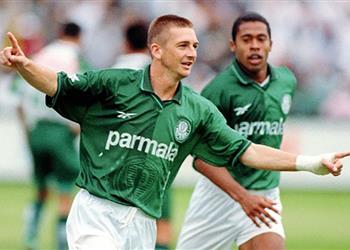 مدافع بالميراس السابق لـ بطولات الأهلي الأفضل وأصبح أقوى بعد مواجهة بايرن ميونخ