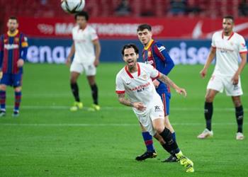 سوسو يسخر من تصريحات بيدري بعد مباراة إشبيلية وبرشلونة