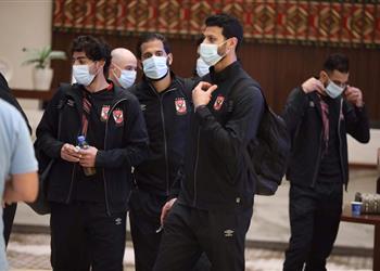 موسيماني يحاضر لاعبي الأهلي قبل مباراة بالميراس في مونديال الأندية