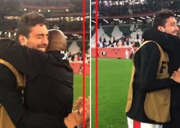 فيديو طاهر محمد يبكي في أحضان موسيماني بعد فوز الأهلي والمدرب يعلق