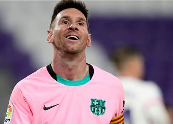 ميسي يتبرع بحذائه صاحب الهدف رقم 644 للأعمال الخيرية