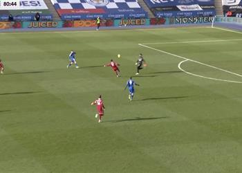 فيديو ليستر سيتي يتقدم على ليفربول بـ3 أهداف في 7 دقائق مجنونة وهدية من أليسون