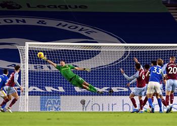 حارس أستون فيلا لسنا سعداء بالتعادل مع برايتون ونريد التأهل الأوروبي