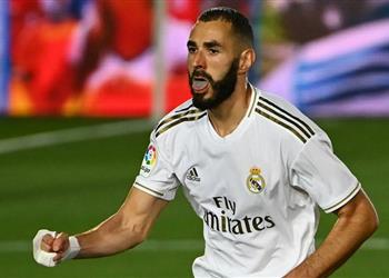 تشكيل ريال مدريد أمام فالنسيا بنزيما يقود الهجوم