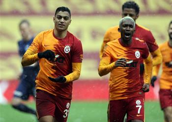 فيديو مصطفى محمد يسجل ويقود جالطة سراي لفوز قاتل أمام قاسم باشا في الدوري التركي