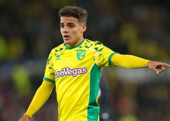 نورويتش سيتي يحدد سعر بيع ماكس آرونز لـ بايرن ميونخ