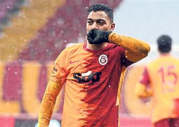 مصطفى محمد ي زين التشكيل المثالي للجولة 25 بالدوري التركي