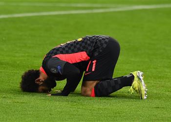 محمد صلاح ي عادل رقم أسطورة ليفربول بهدفه أمام لايبزيج ويتفوق عليه