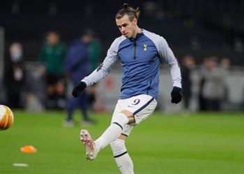 وكيل بيل اسألوا مورينيو لماذا لا يشارك جاريث البريطاني الأكثر ألقاب ا في الخارج