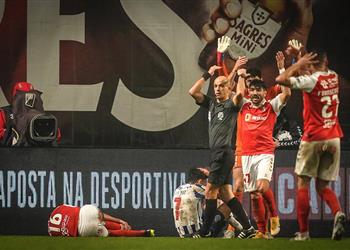 ليفربول ومانشستر يونايتد ينافسان ريال مدريد على ضم مدافع برتغالي