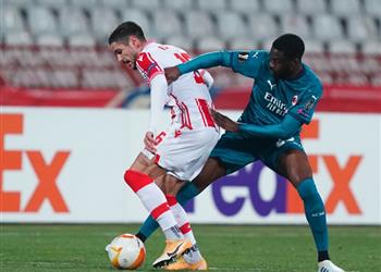 فيديو النجم الأحمر يخطف تعادلا قاتلا من ميلان في الدوري الأوروبي