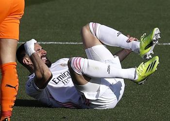 زيدان ي علن غياب بنزيما عن مباراة ريال مدريد وبلد الوليد في الدوري الإسباني