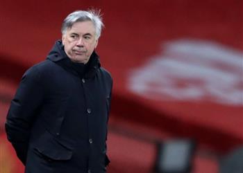 أنشيلوتي يعلن عودة نجمي إيفرتون أمام ليفربول