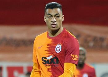 نهاد قهوجي يتغنى بـ مصطفى محمد يمكن مشاهدته 150 دقيقة بدون ملل والمهاجمون يتعلمون منه