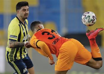 أسطورة جالطة سراي عن مصطفى محمد سي سجل نفس م عدل أهدافي في الدوري التركي