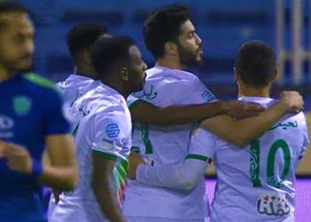 فيديو أزارو يسجل والاتفاق يفوز على الفتح بثلاثية في الدوري السعودي