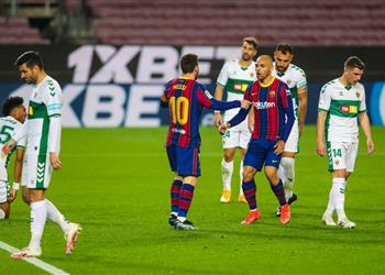 بالفيديو ثنائية ميسي ت عيد برشلونة لطريق الانتصارات في الليجا بتخطي إلتشي وم طاردة ريال وأتلتيكو مدريد