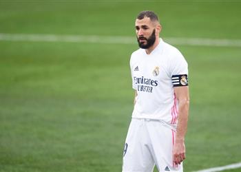 هل يلحق بنزيما بمباراة ريال مدريد وسوسيداد في الدوري الإسباني