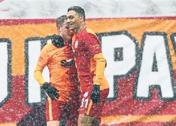 كوركماز ينهال بالمديح على مصطفى محمد سيكون نجم ا في جالطة سراي