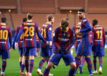 رسمي ا مدافع برشلونة يحصل على الضوء الأخضر للمشاركة أمام إشبيلية