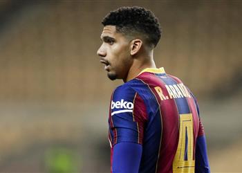 آس توضح موقف أراخو من مباراة برشلونة وإشبيلية في كأس إسبانيا
