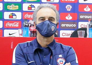 مستشهد ا بـ الأهلي لاسارتي يرد على كيفية التعامل مع الضغط الجماهيري في مهمة تدريب تشيلي