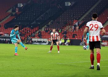 فيديو جونز يسجل هدف ليفربول الأول أمام شيفيلد