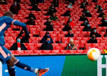الدوري الإنجليزي يعلن اكتشاف حالتي إصابة بـ فيروس كورونا