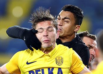 جماهير جالطة سراي بعد طرد مصطفى محمد عار وهذه الطريقة الوحيدة لإيقافه